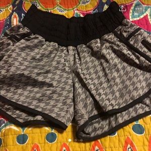 Lululemon trackers lll